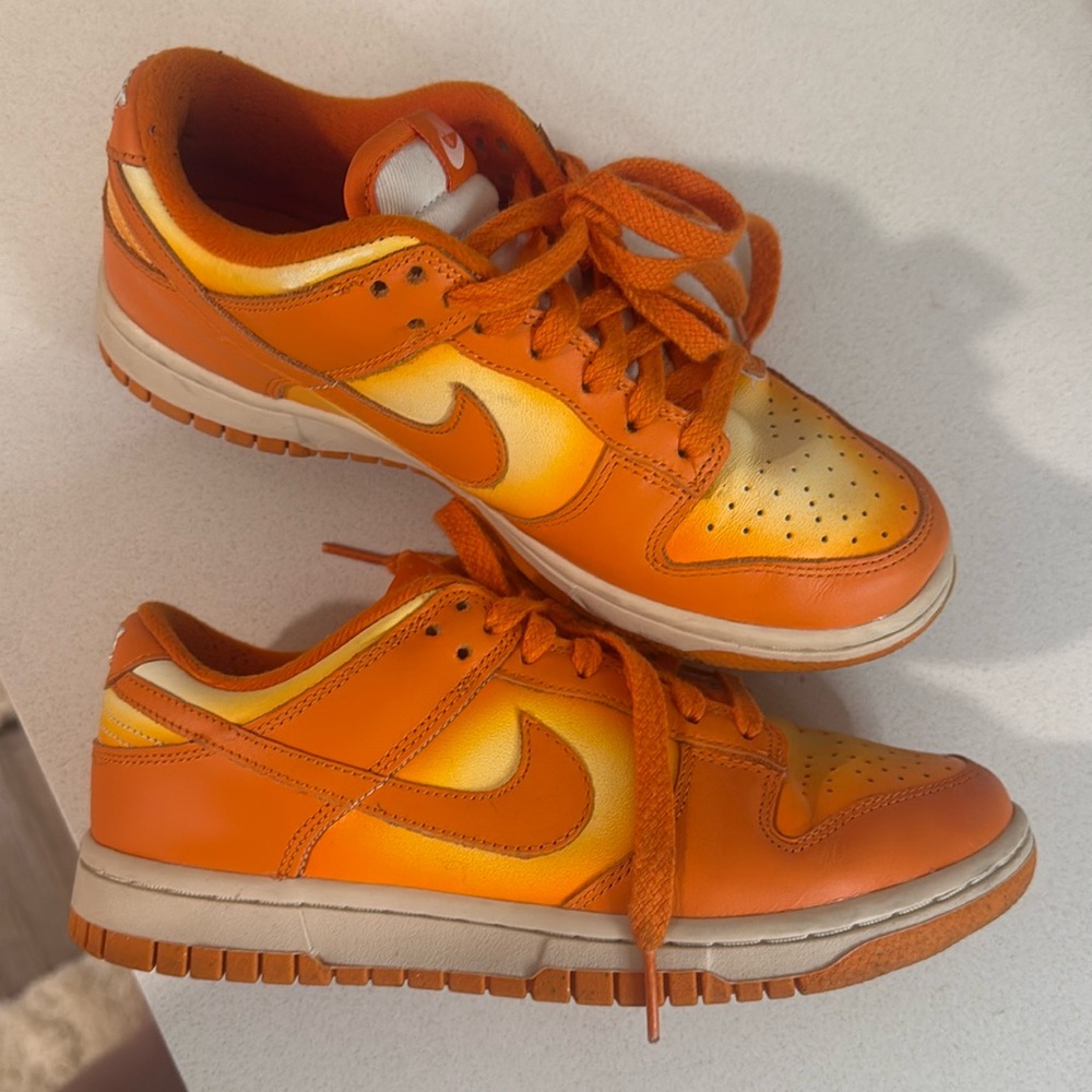 Nike Airforce 1 Women’s 6.5 Orange